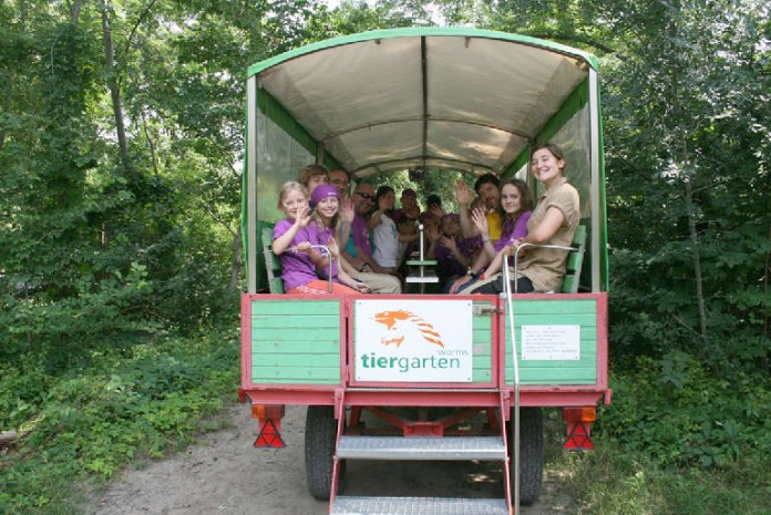 img-115786-Planwagen von hinten.jpg